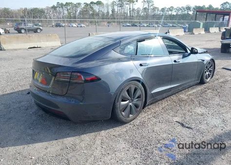 2025 Tesla Model S Rear-Wheel Drive z USA, uszkodzony, nr VIN 5YJSA1E58SF551099
